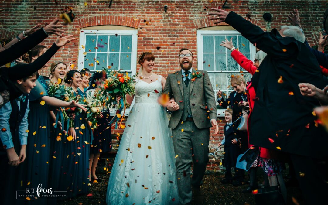 What Is A Celebrant and how can you have a beautiful celebrant-led wedding ceremony?